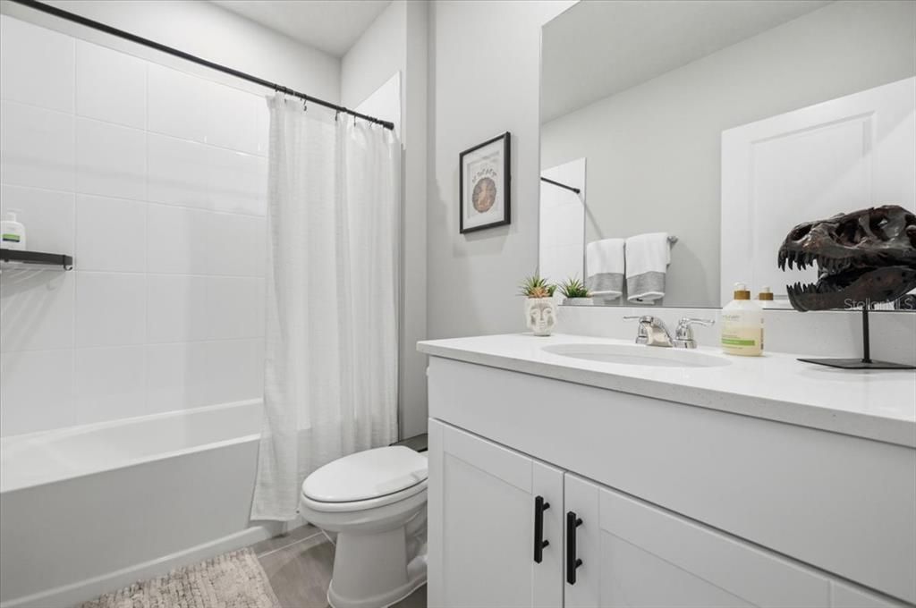 For Rent: $3,000 (4 beds, 3 baths, 1988 Square Feet)