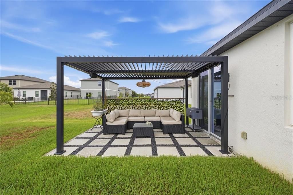 For Rent: $3,000 (4 beds, 3 baths, 1988 Square Feet)