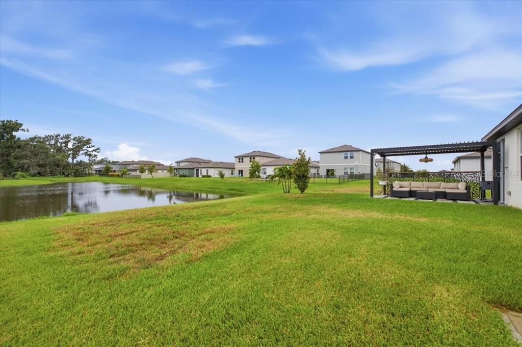 For Rent: $3,000 (4 beds, 3 baths, 1988 Square Feet)