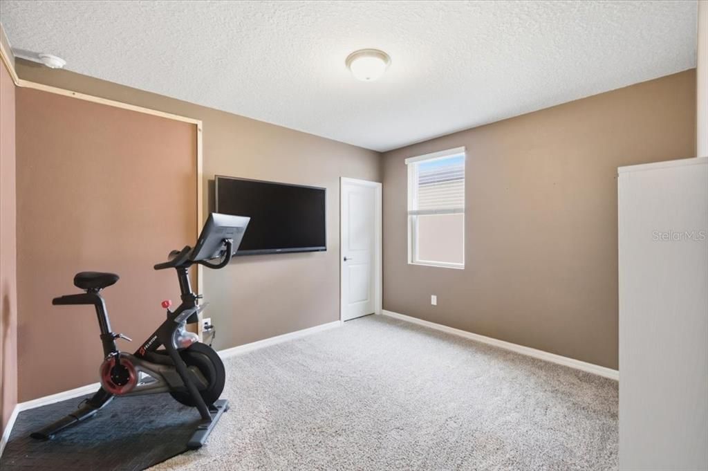 For Rent: $3,000 (4 beds, 3 baths, 1988 Square Feet)