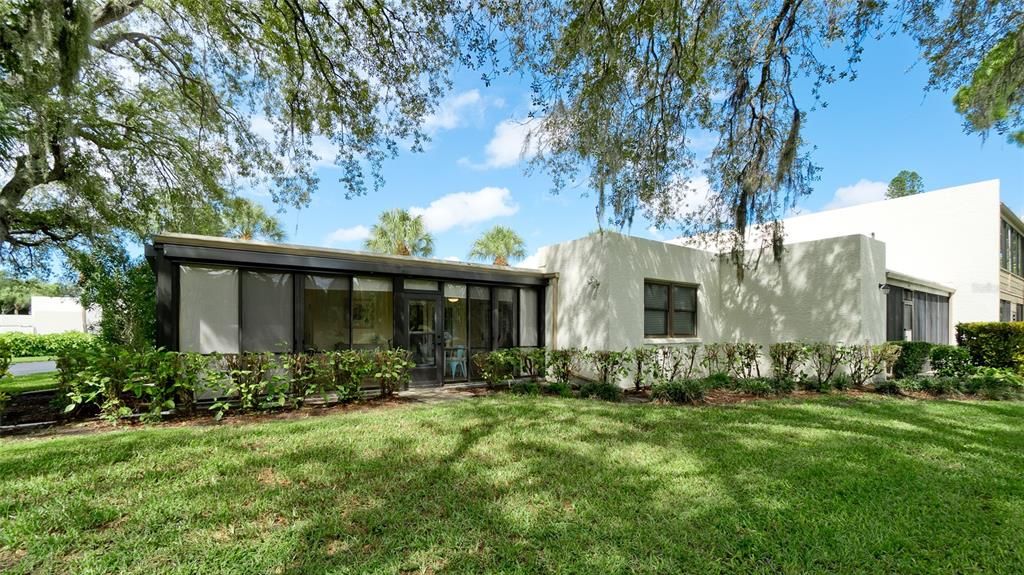 For Rent: $2,500 (3 beds, 2 baths, 1801 Square Feet)