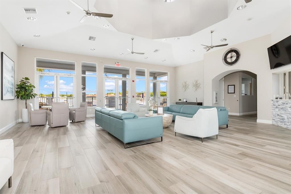 For Sale: $550,000 (3 beds, 2 baths, 2105 Square Feet)