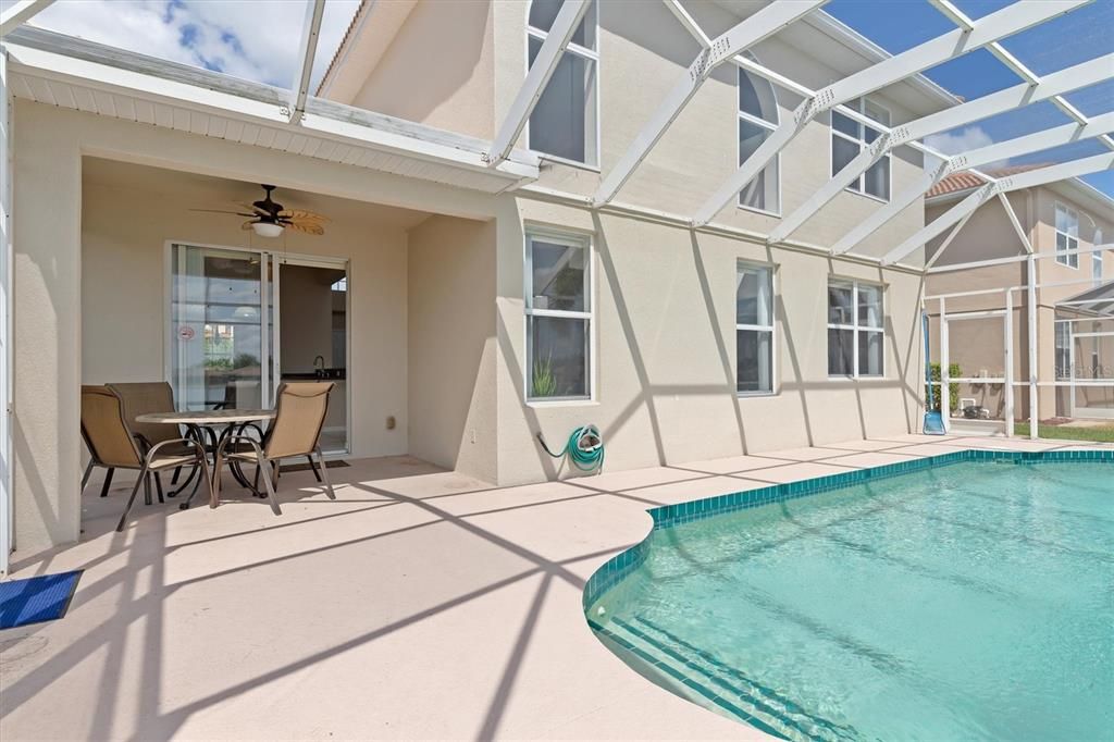 For Sale: $550,000 (3 beds, 2 baths, 2105 Square Feet)