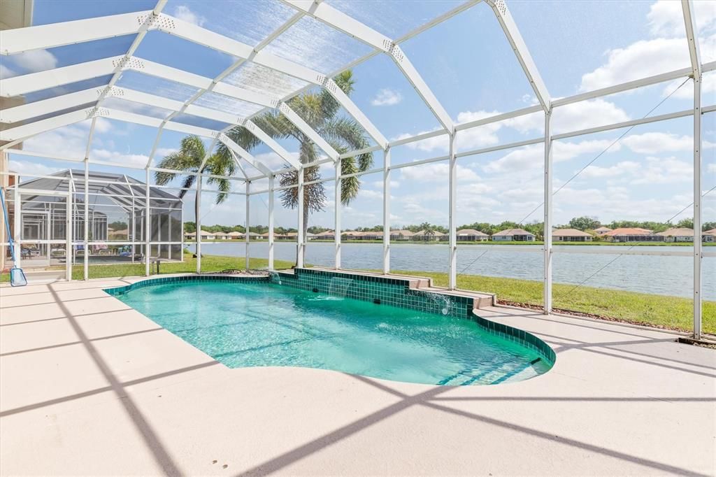 For Sale: $550,000 (3 beds, 2 baths, 2105 Square Feet)