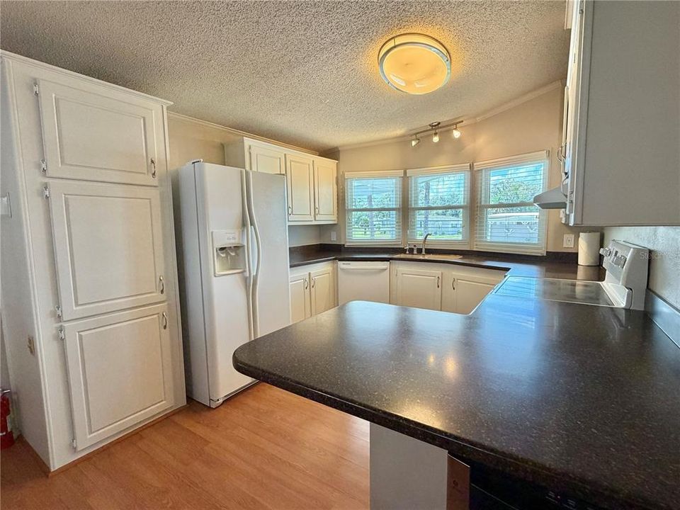 En Venta: $169,000 (2 camas, 2 baños, 1372 Pies cuadrados)