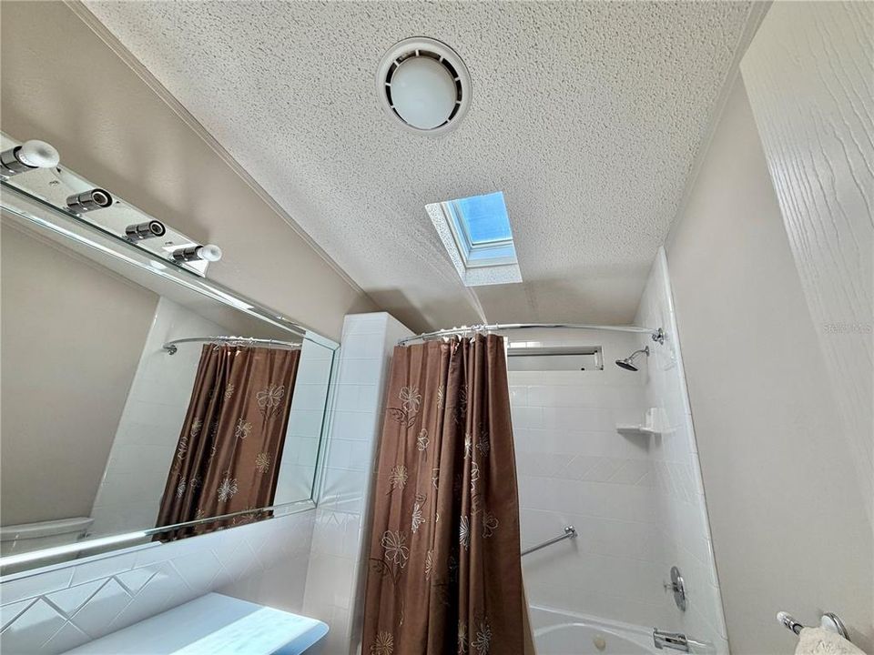 En Venta: $169,000 (2 camas, 2 baños, 1372 Pies cuadrados)