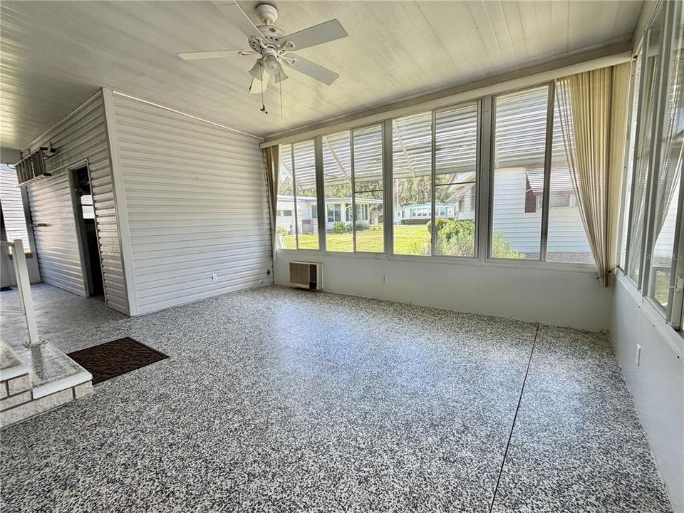 En Venta: $169,000 (2 camas, 2 baños, 1372 Pies cuadrados)