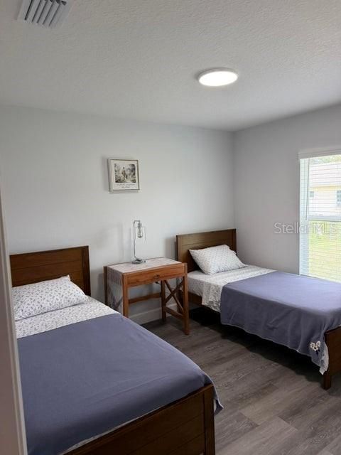 For Rent: $2,400 (3 beds, 3 baths, 1264 Square Feet)