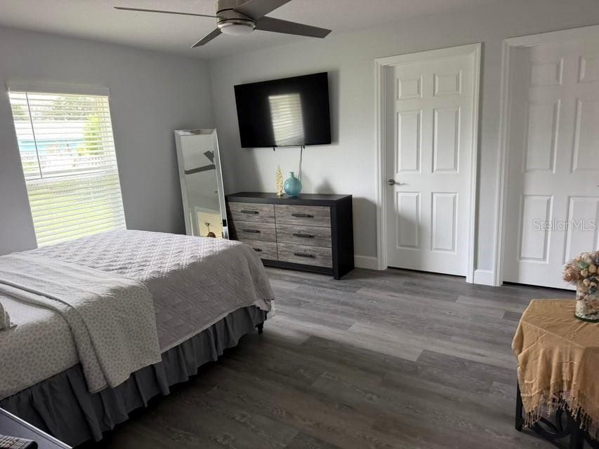 For Rent: $2,400 (3 beds, 3 baths, 1264 Square Feet)