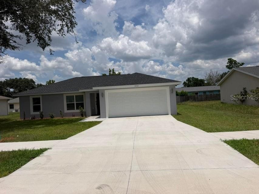 For Rent: $2,400 (3 beds, 3 baths, 1264 Square Feet)