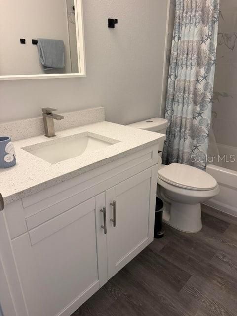 For Rent: $2,400 (3 beds, 3 baths, 1264 Square Feet)