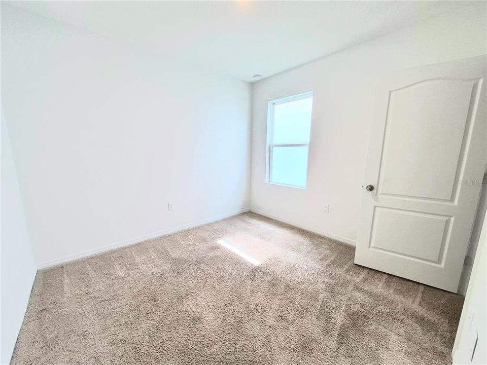 For Rent: $2,100 (3 beds, 2 baths, 1516 Square Feet)
