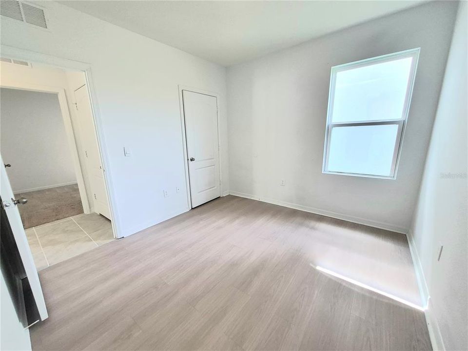 For Rent: $2,100 (3 beds, 2 baths, 1516 Square Feet)