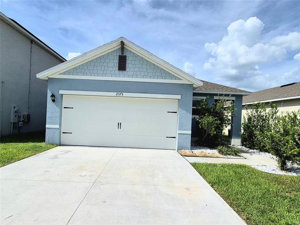 For Rent: $2,100 (3 beds, 2 baths, 1516 Square Feet)