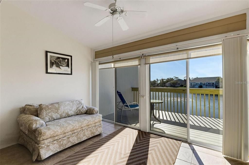 For Rent: $2,500 (2 beds, 2 baths, 1272 Square Feet)