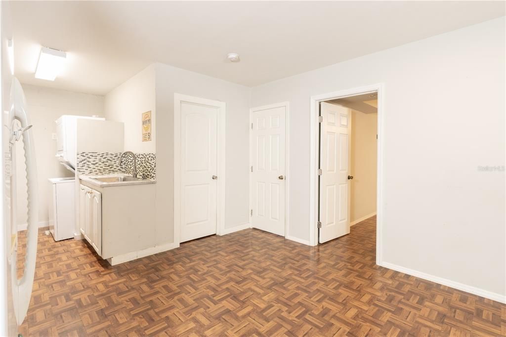 На продажу: $415,000 (3 спален, 3 ванн, 1431 Квадратных фут)