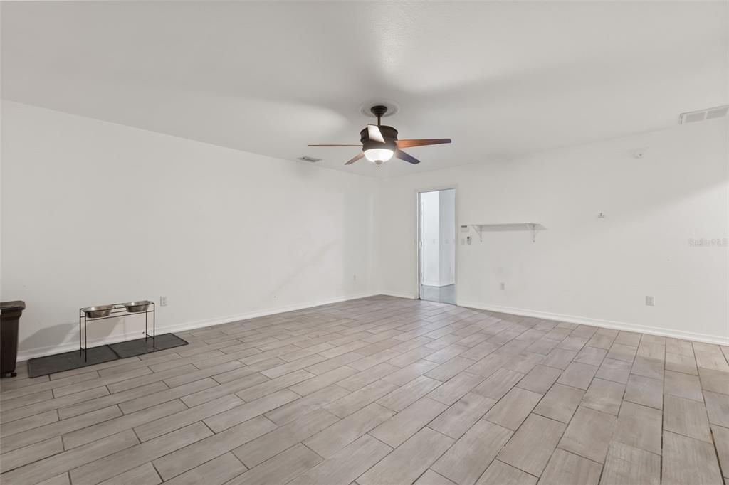 For Sale: $559,900 (4 beds, 3 baths, 3225 Square Feet)