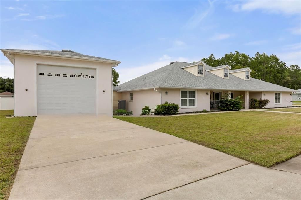 For Sale: $559,900 (4 beds, 3 baths, 3225 Square Feet)