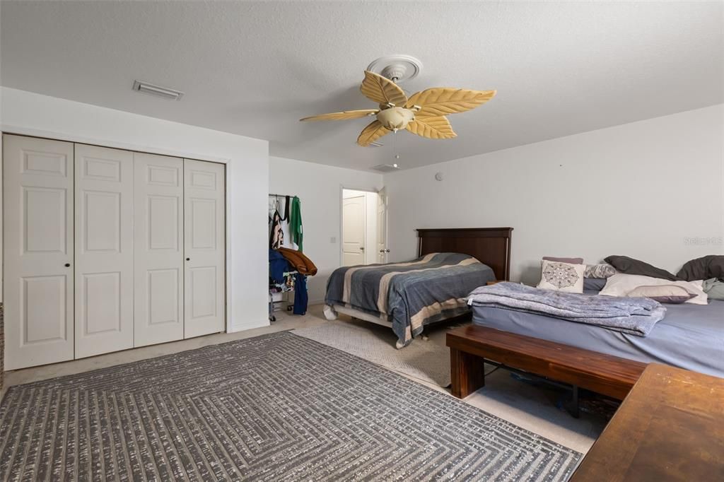 For Sale: $559,900 (4 beds, 3 baths, 3225 Square Feet)