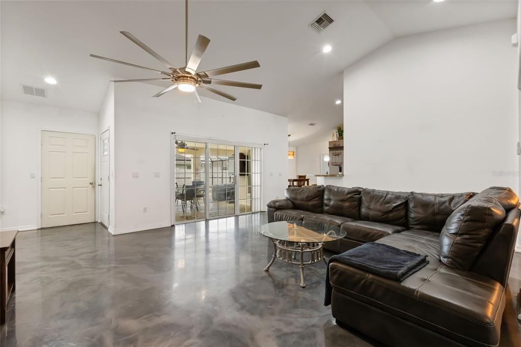 For Sale: $559,900 (4 beds, 3 baths, 3225 Square Feet)