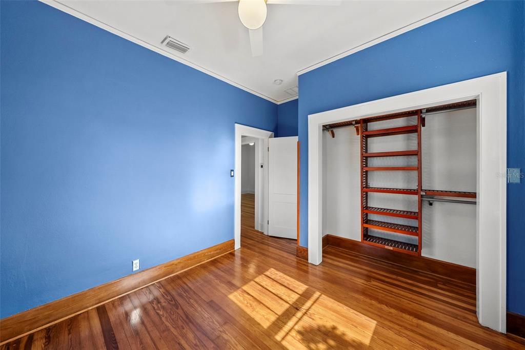 En Venta: $549,000 (2 camas, 1 baños, 858 Pies cuadrados)