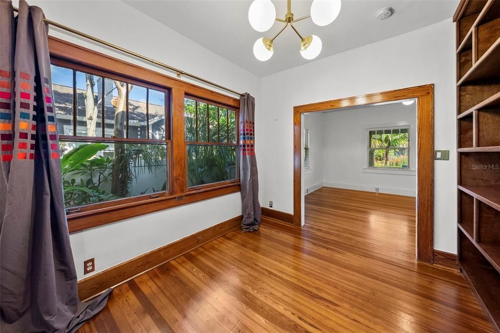 En Venta: $549,000 (2 camas, 1 baños, 858 Pies cuadrados)