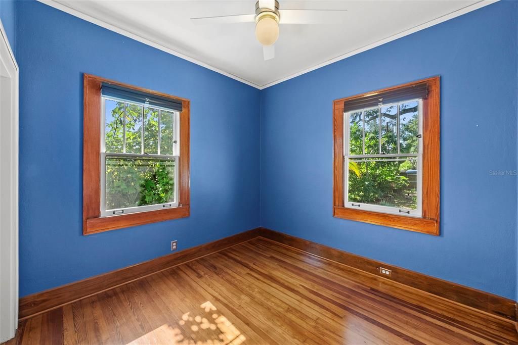 En Venta: $549,000 (2 camas, 1 baños, 858 Pies cuadrados)