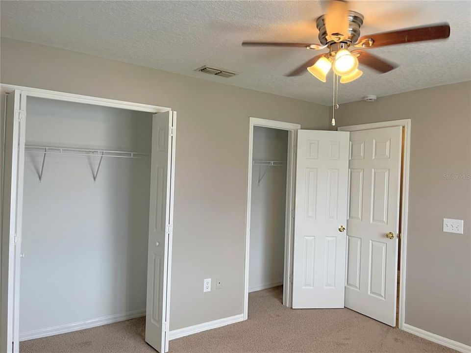 For Rent: $2,349 (4 beds, 2 baths, 1414 Square Feet)