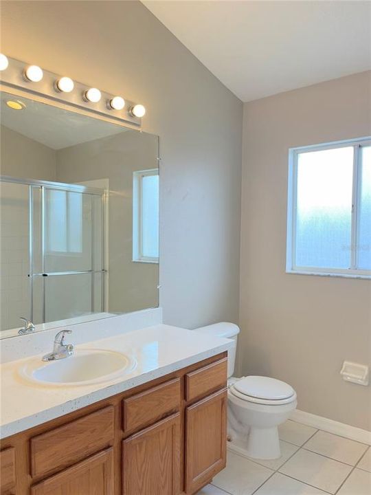 For Rent: $2,349 (4 beds, 2 baths, 1414 Square Feet)