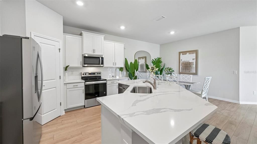 For Sale: $376,990 (3 beds, 2 baths, 1565 Square Feet)