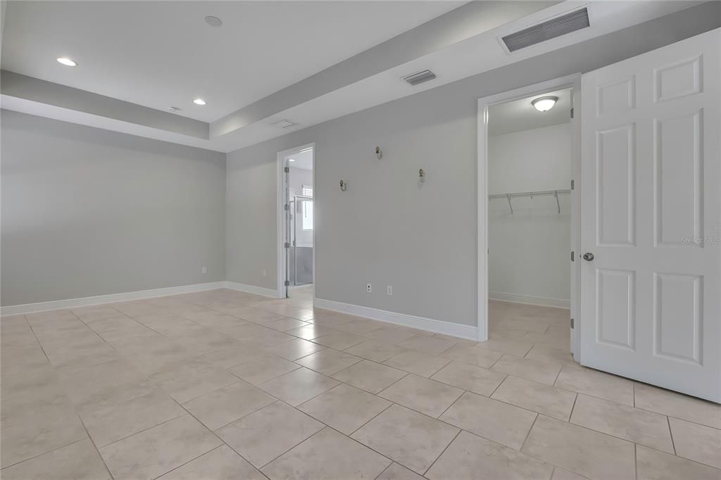 For Sale: $510,000 (3 beds, 2 baths, 2096 Square Feet)