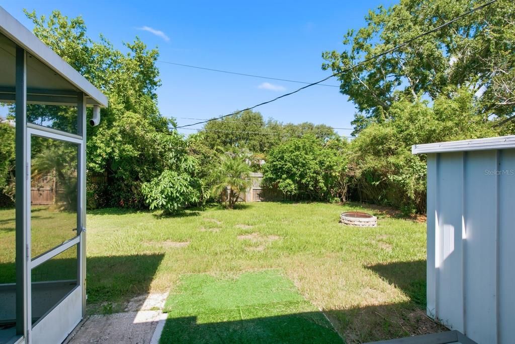 На продажу: $385,000 (2 спален, 1 ванн, 1074 Квадратных фут)