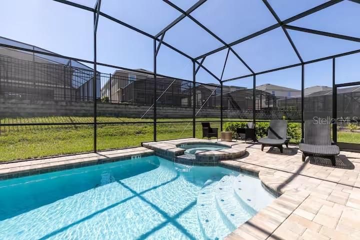 For Sale: $749,000 (7 beds, 6 baths, 4093 Square Feet)