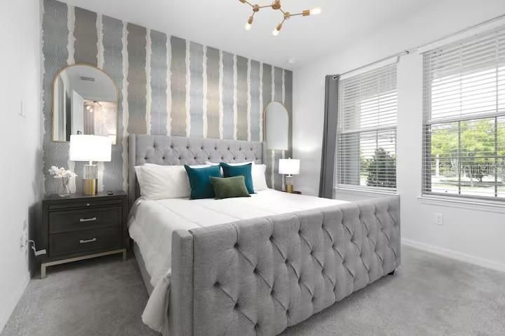For Sale: $749,000 (7 beds, 6 baths, 4093 Square Feet)