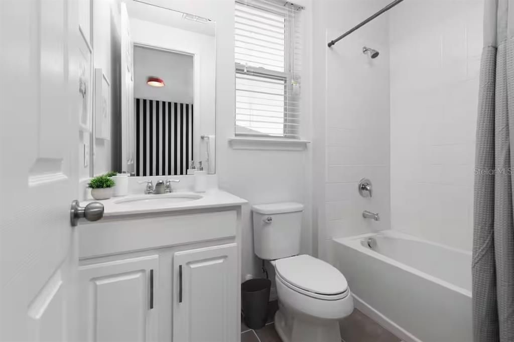 For Sale: $749,000 (7 beds, 6 baths, 4093 Square Feet)