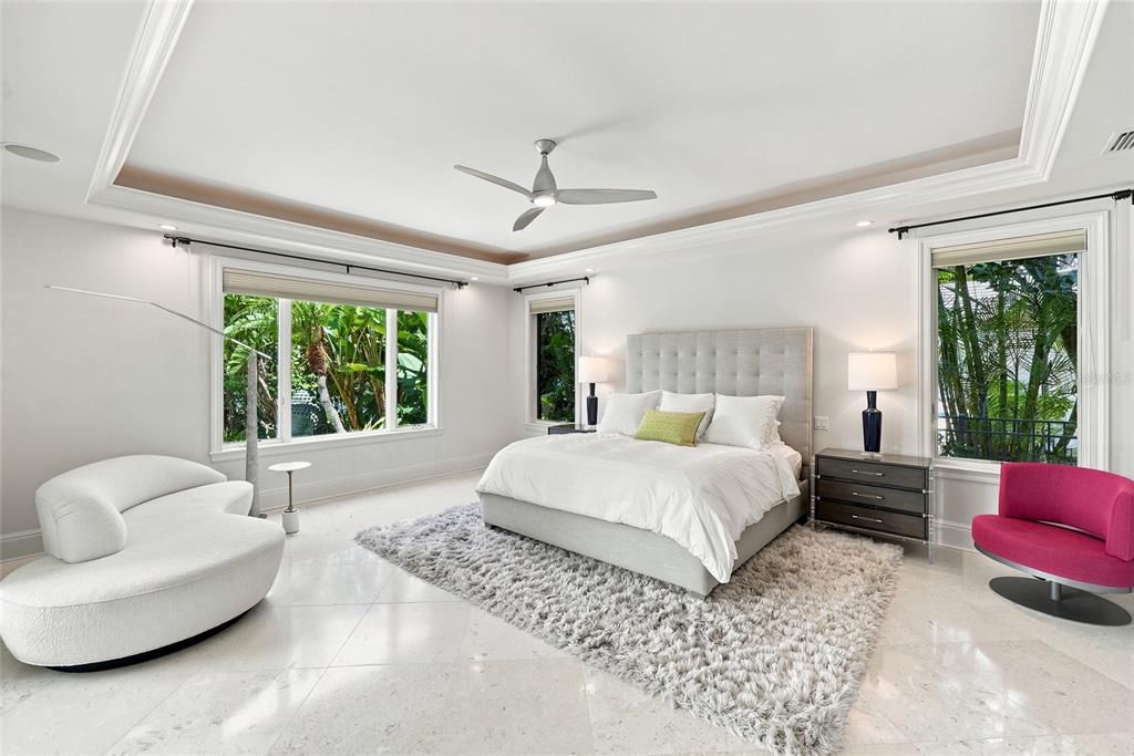 For Sale: $6,995,000 (4 beds, 4 baths, 4921 Square Feet)
