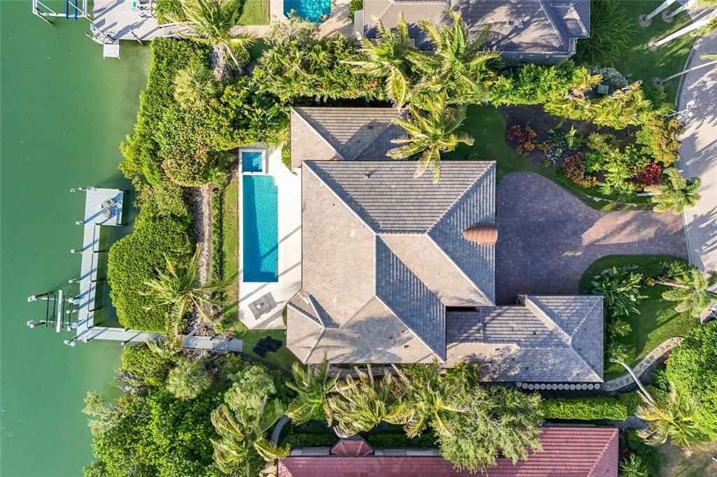 For Sale: $6,995,000 (4 beds, 4 baths, 4921 Square Feet)
