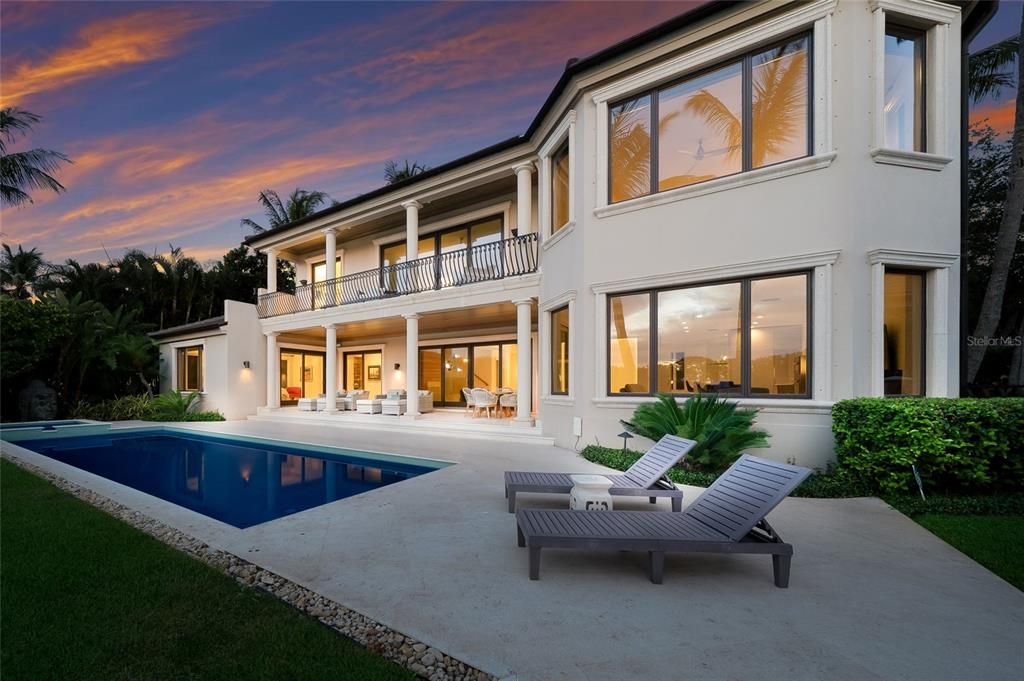 For Sale: $6,995,000 (4 beds, 4 baths, 4921 Square Feet)