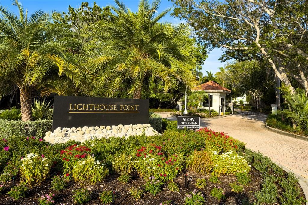 For Sale: $6,995,000 (4 beds, 4 baths, 4921 Square Feet)