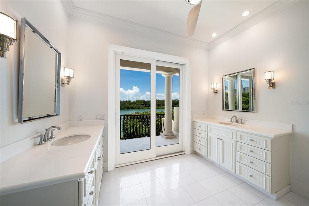 For Sale: $6,995,000 (4 beds, 4 baths, 4921 Square Feet)