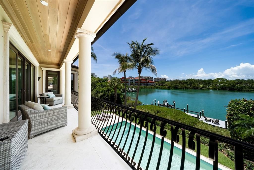 For Sale: $6,995,000 (4 beds, 4 baths, 4921 Square Feet)