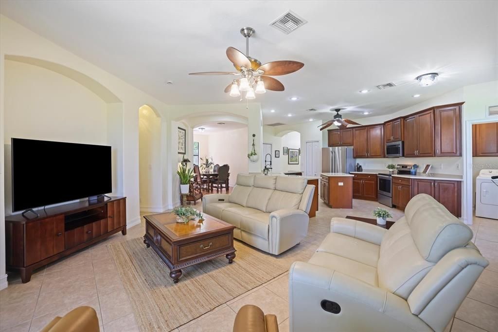 For Sale: $397,000 (3 beds, 2 baths, 1802 Square Feet)