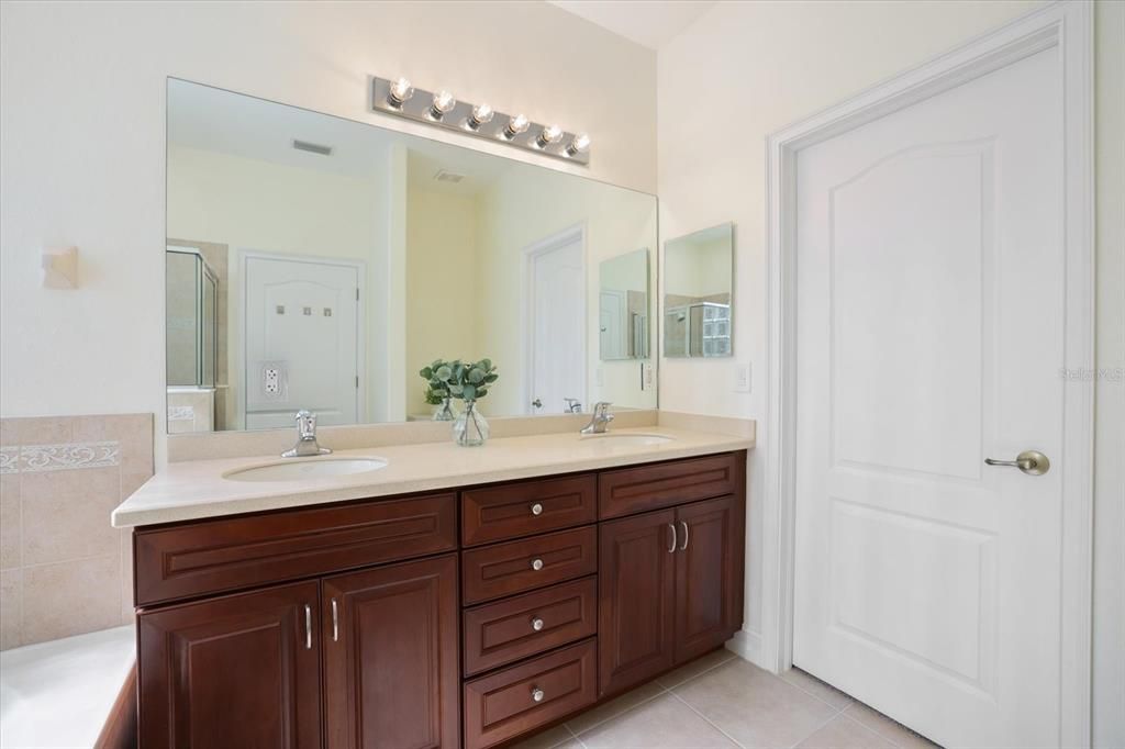 For Sale: $397,000 (3 beds, 2 baths, 1802 Square Feet)