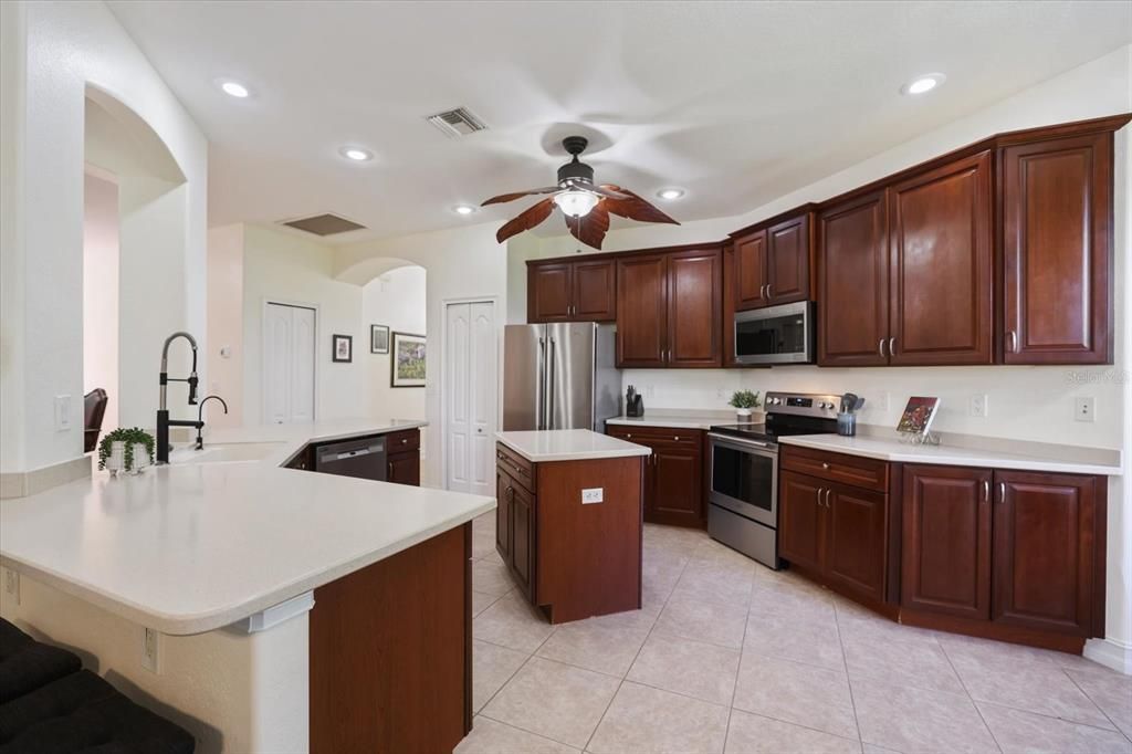 For Sale: $397,000 (3 beds, 2 baths, 1802 Square Feet)