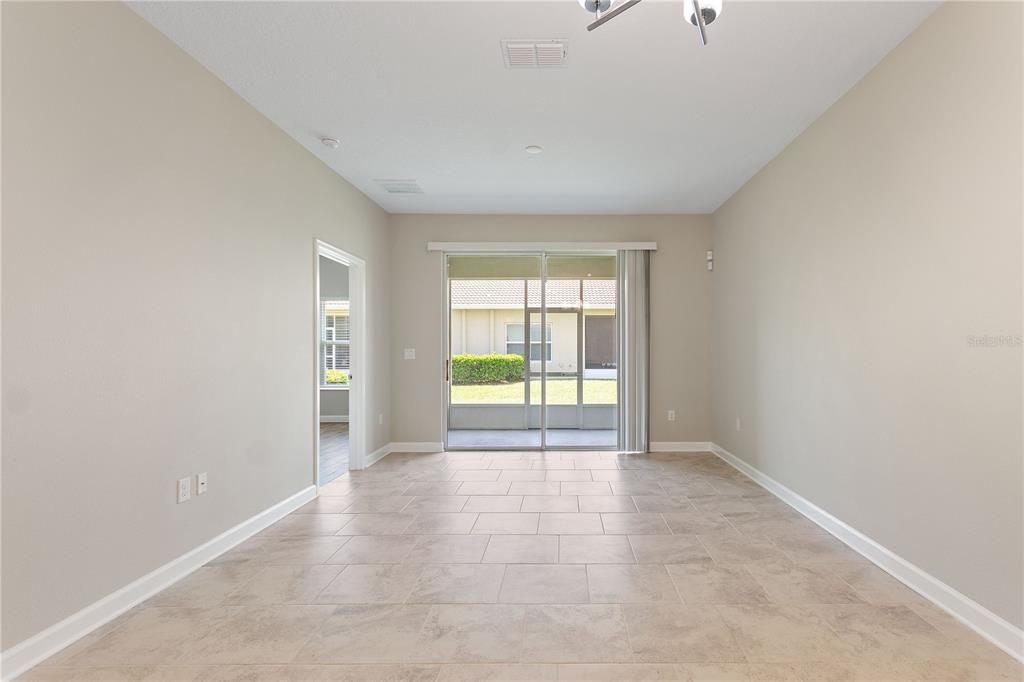 For Sale: $249,000 (2 beds, 2 baths, 1394 Square Feet)