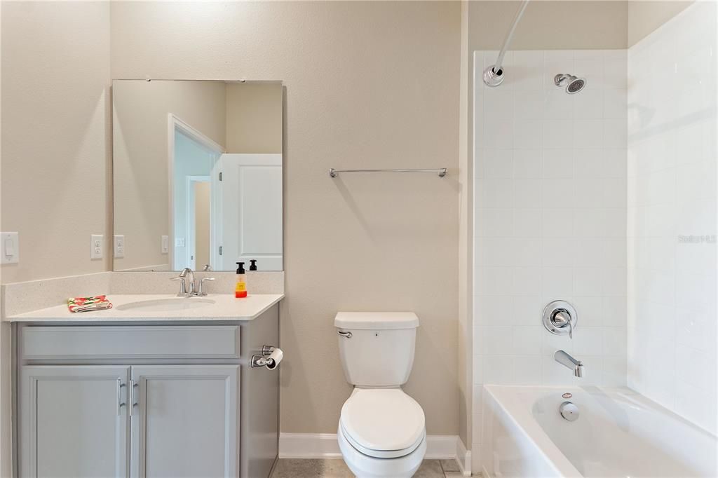 For Sale: $249,000 (2 beds, 2 baths, 1394 Square Feet)