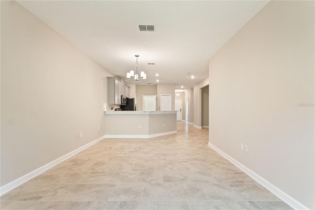 For Sale: $249,000 (2 beds, 2 baths, 1394 Square Feet)