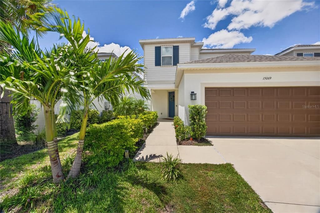 For Sale: $630,000 (5 beds, 3 baths, 2434 Square Feet)