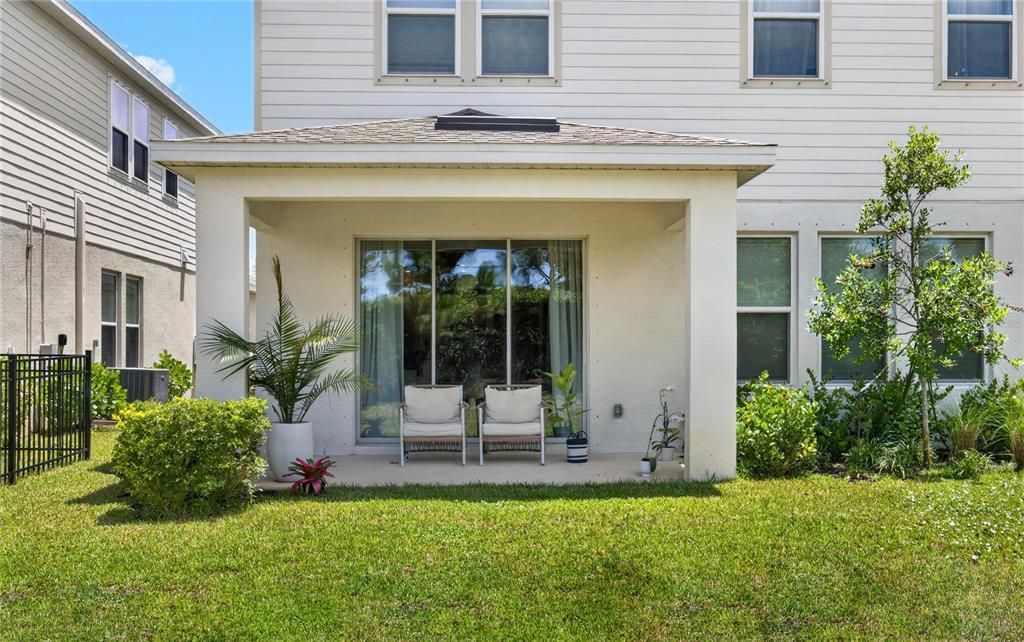 For Sale: $630,000 (5 beds, 3 baths, 2434 Square Feet)
