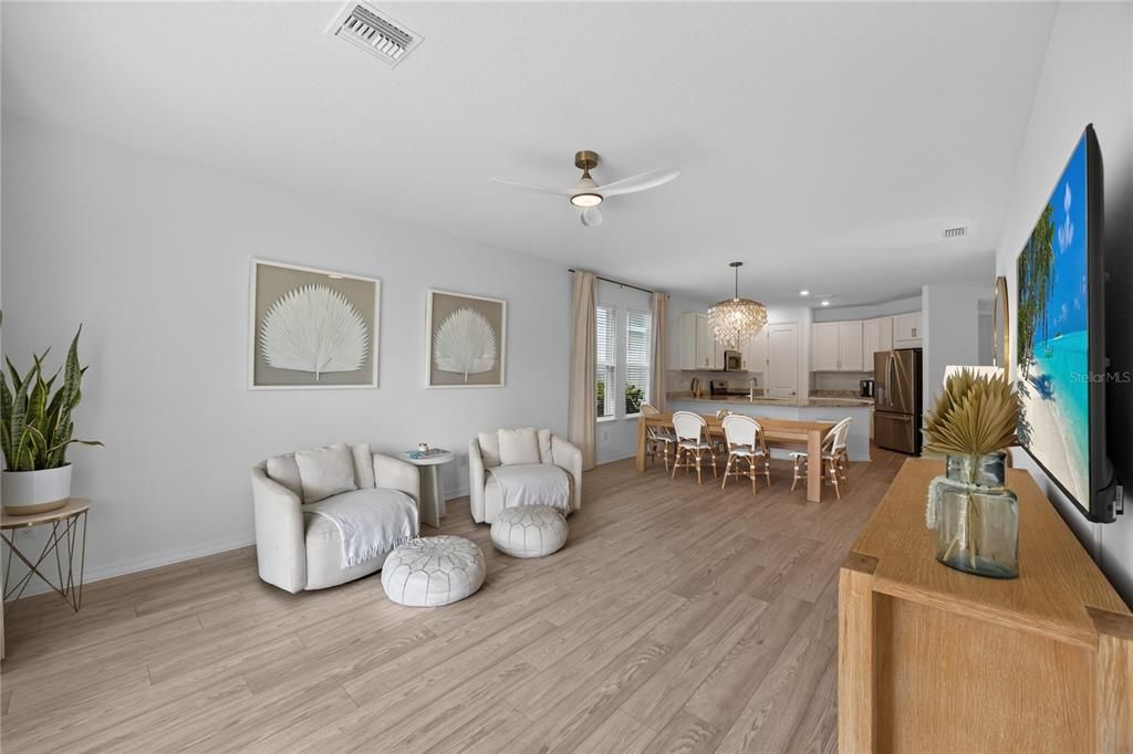 For Sale: $630,000 (5 beds, 3 baths, 2434 Square Feet)
